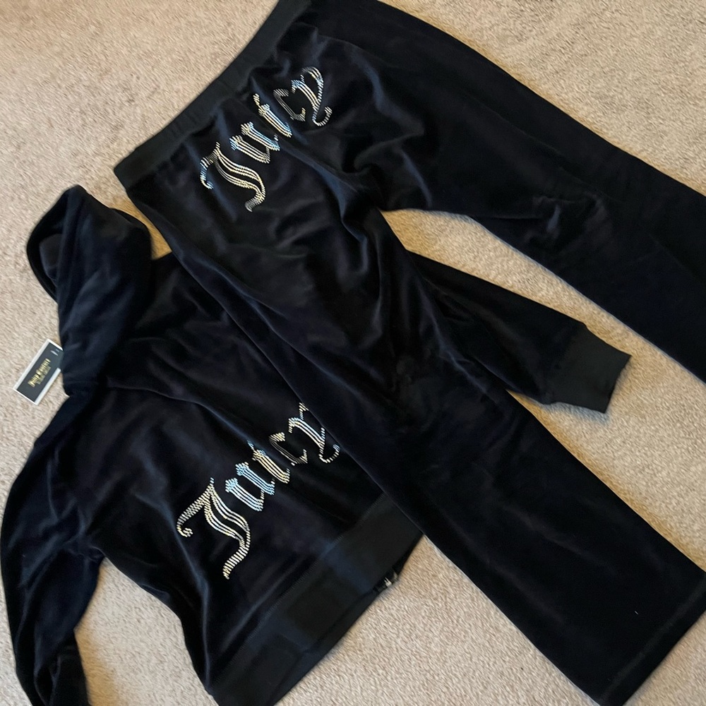 Juicy couture sweat suit